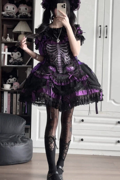 【11月4日予約締切】Blue-Black/Red-Black/Purple-Black Gothic Lolita Puff-Sleeve Lace Bow Doll Dress With Bone Embroidery Apron