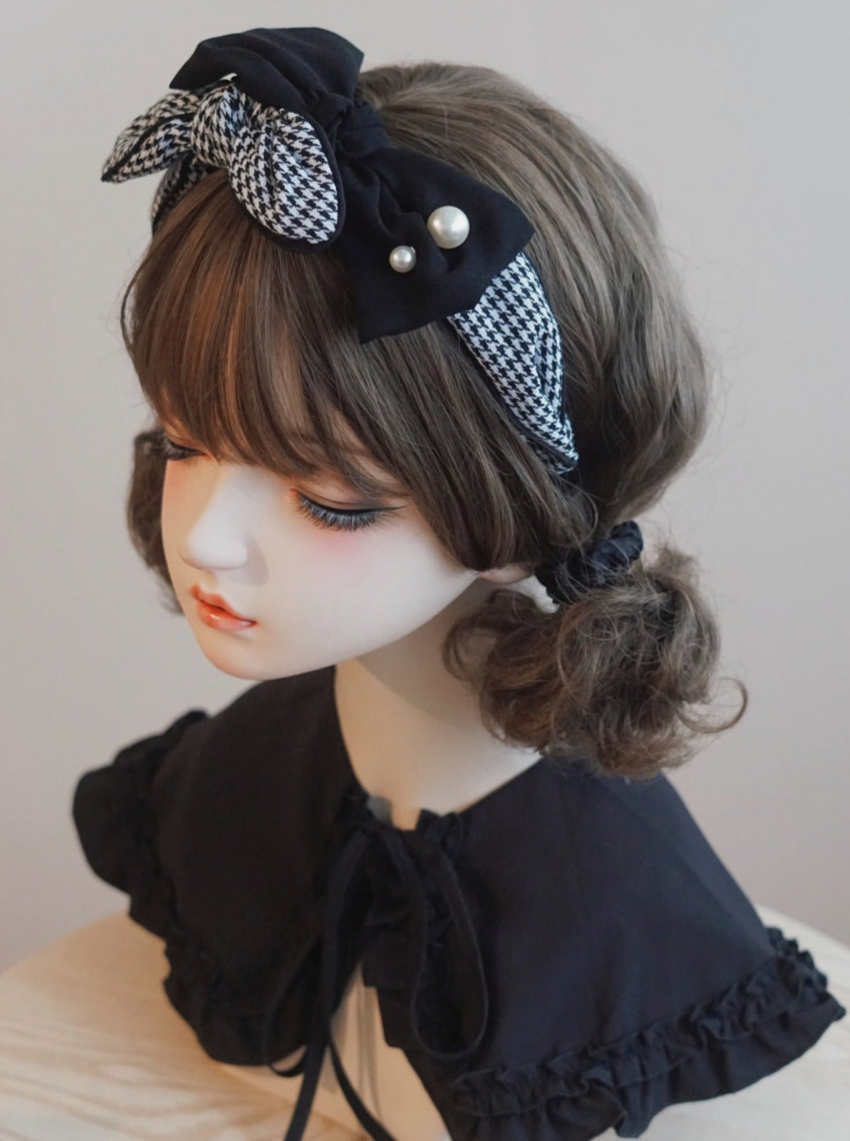 Staggered ribbon pearl headband