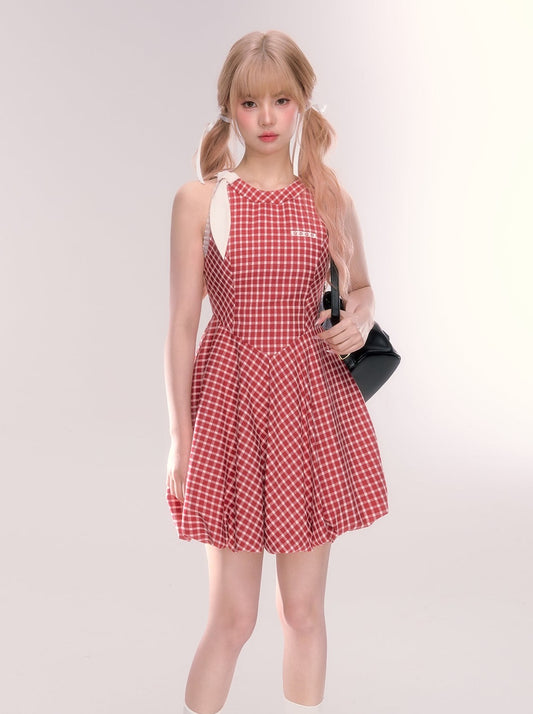 QDQD Red Plaid Sleeveless Dress Women's Summer 2024 New Waist Slim A-Line Short Flower Bud Skirt