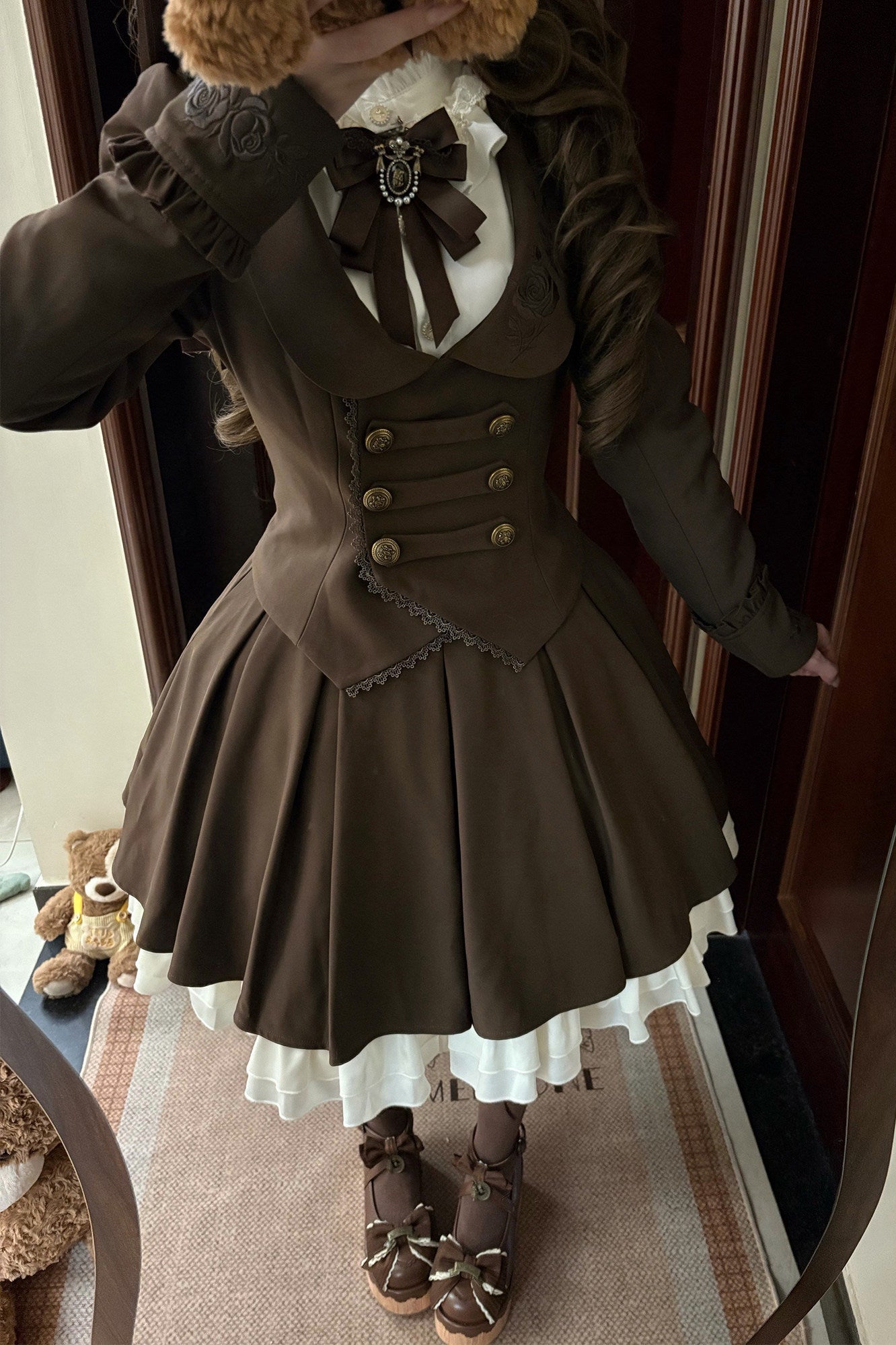 【9月19日予約締切】Classic Brown Rose Embroidered Lace Trim Jacket