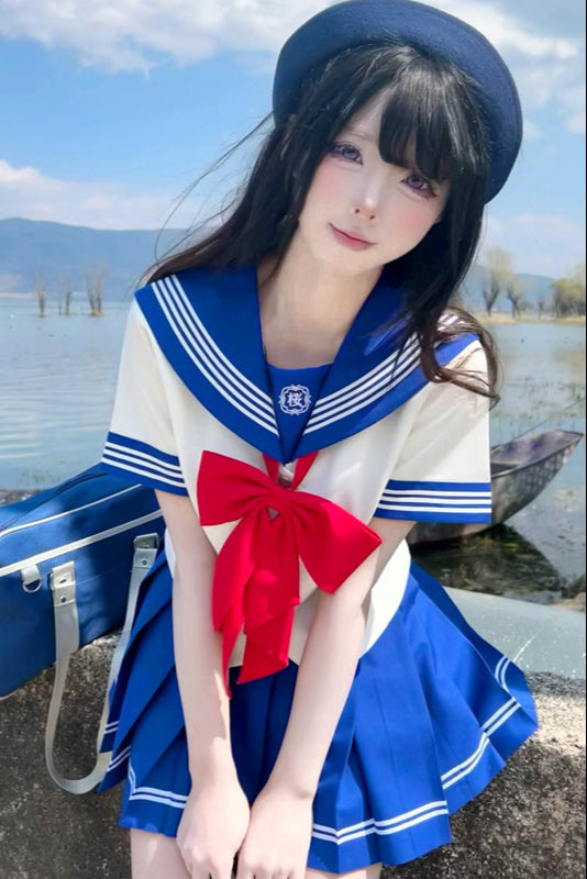 ポップヒロインセーラー服+プリーツスカート