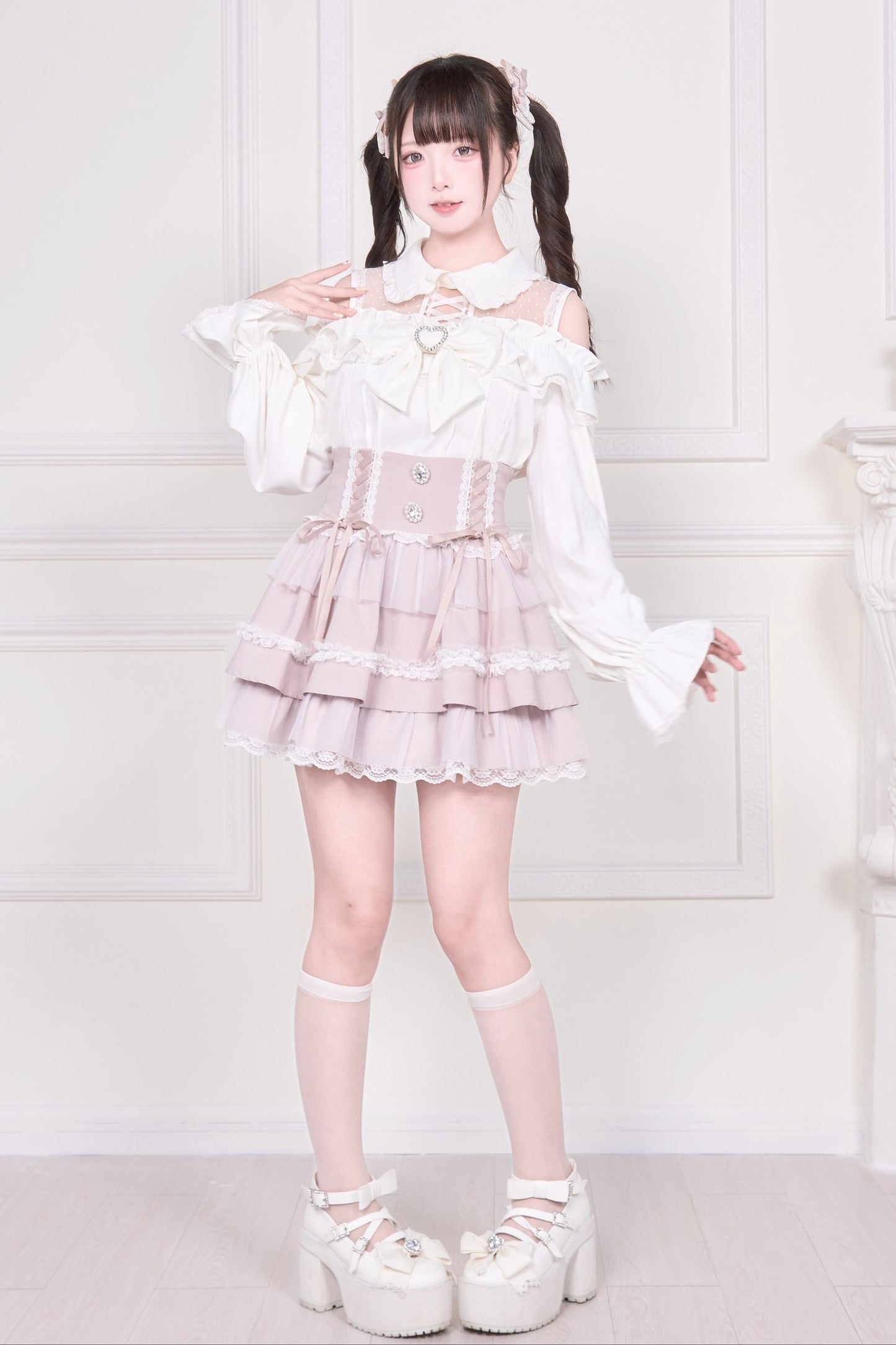 【予約商品】オフショルフリルリボンブラウス