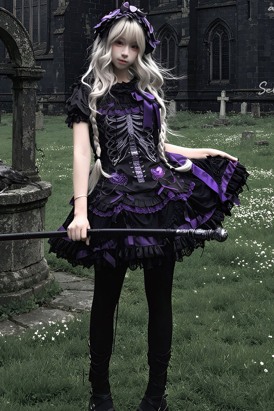 【11月4日予約締切】Blue-Black/Red-Black/Purple-Black Gothic Lolita Puff-Sleeve Lace Bow Doll Dress With Bone Embroidery Apron