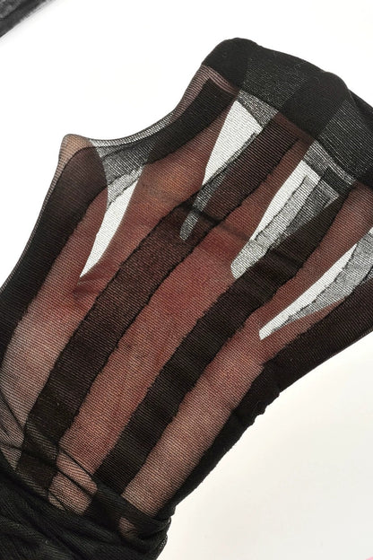 ゴシックバーチカルストライプタイツ