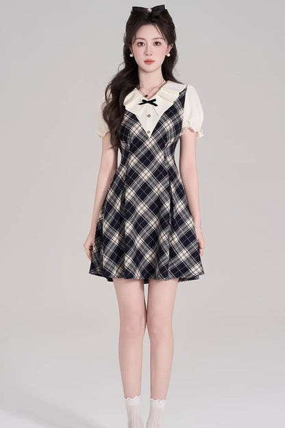 College Style Check Puff Sleeve Dress