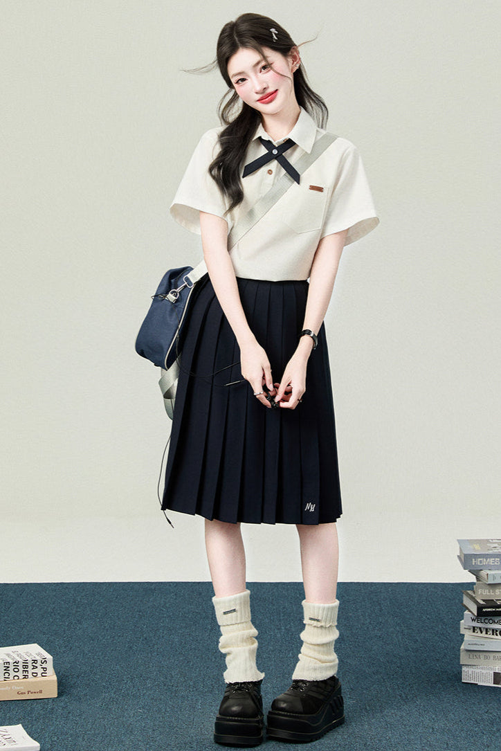 カレッジポロカラーシャツ＋ストライプシャツ＋プリーツショートスカート＋ベーシックロングスカート