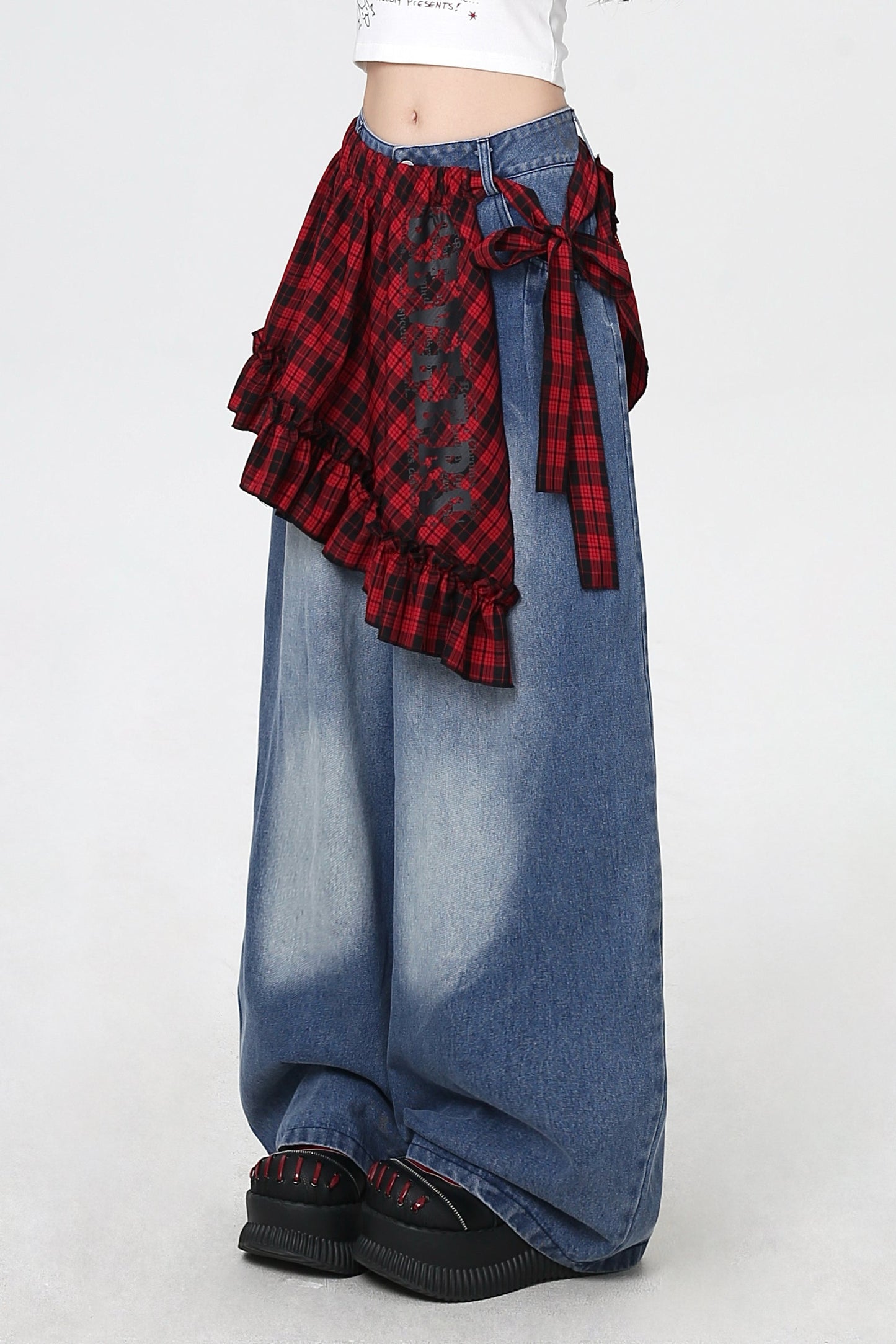 ストリートルーズデニムパンツ+チェック柄レース