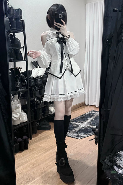 [Vorbestellschluss: 1015] Weiße Gothic-Spitzenbluse mit langen Ärmeln und Cut-out-Schultern&nbsp;mit abnehmbaren Schleifen+Spitzen-Boxfaltenrock