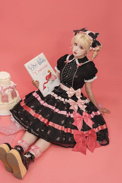 [Reservierungsschluss am 105] Sweet-Lolita-Hemd mit Peter-Pan-Kragen, Polka-Dots und Taillenband + Rock mit dreifacher Schleife + Set