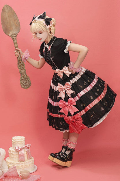 [Reservierungsschluss am 105] Sweet-Lolita-Hemd mit Peter-Pan-Kragen, Polka-Dots und Taillenband + Rock mit dreifacher Schleife + Set