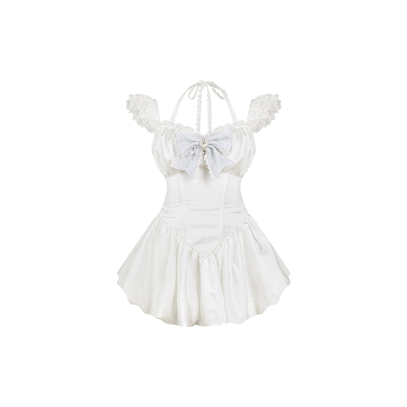 Vestido blanco con lazo + Chaleco jacquard azul + Pantalones cortos blancos