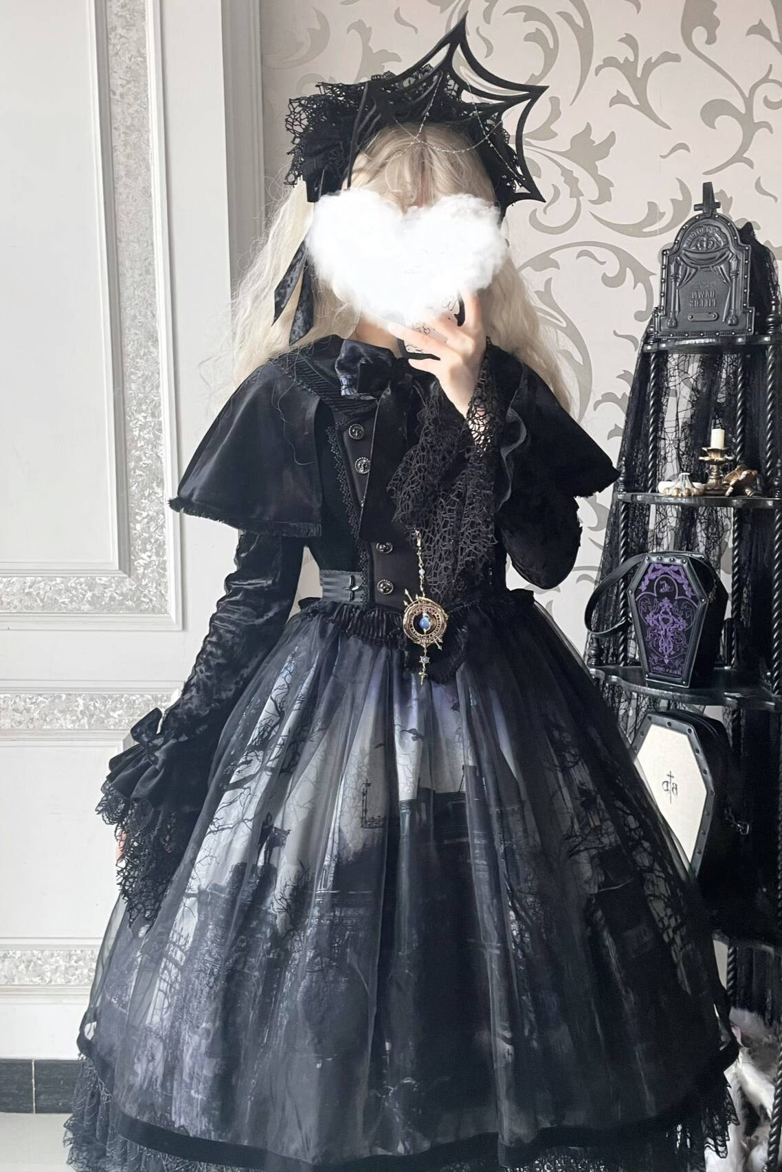 [Deadline for reservation: February 23rd] Horror House Spider Web Gothic Cape Dress