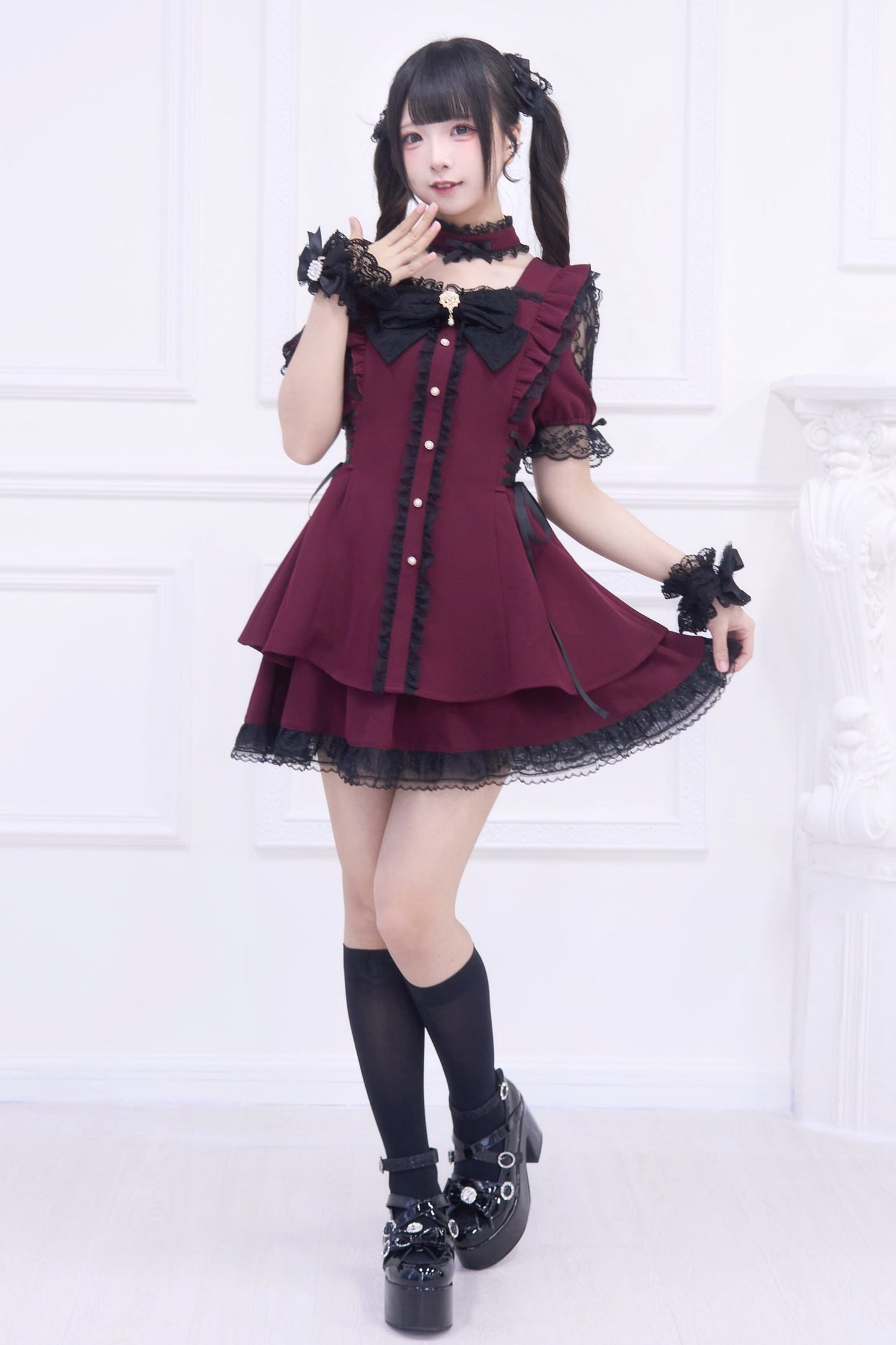 Mine striped lace puff sleeve top + short skirt