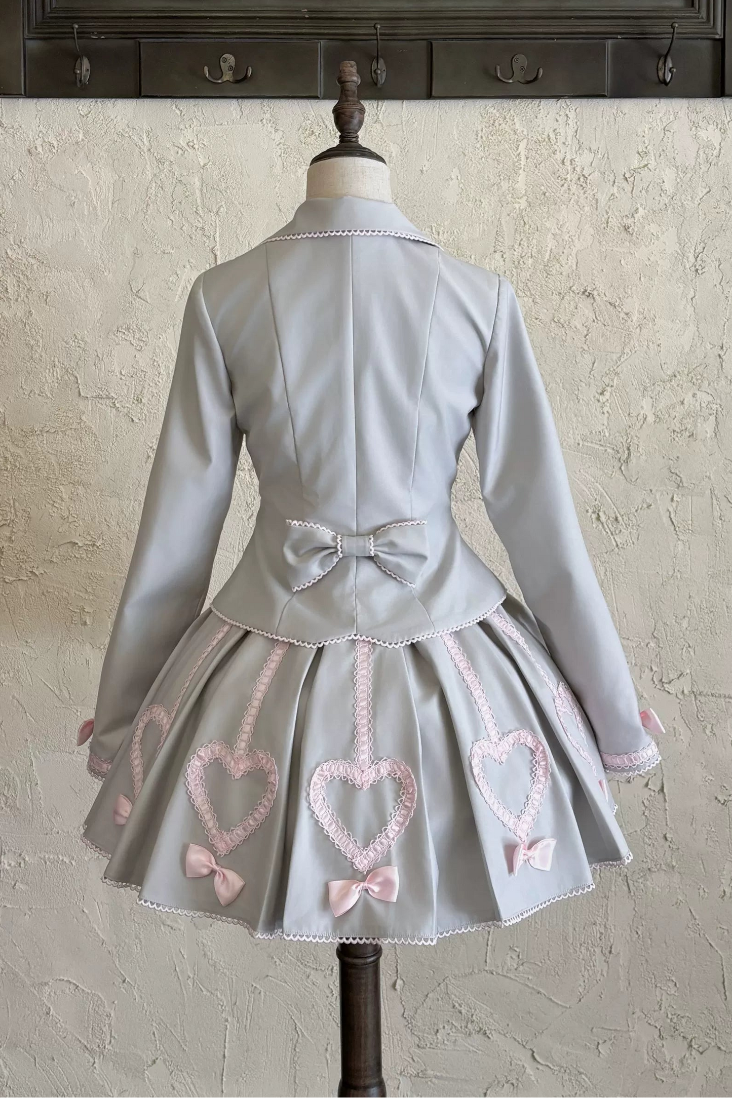 [Pre-order Deadline: June 28] Pink/Gray Vintage Lolita Heart Ribbon Tailored Jacket + Skirt + Tie