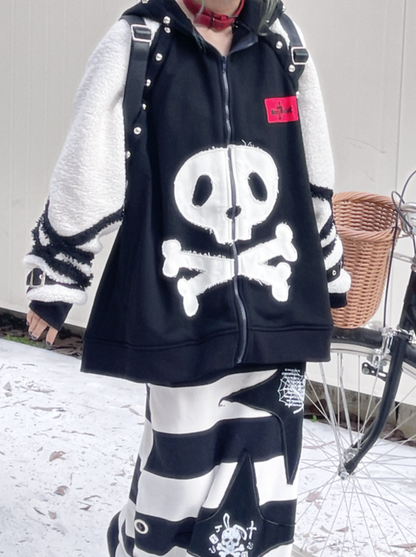 Skull Riveted Raglan Sleeve Zip-Up Hoodie