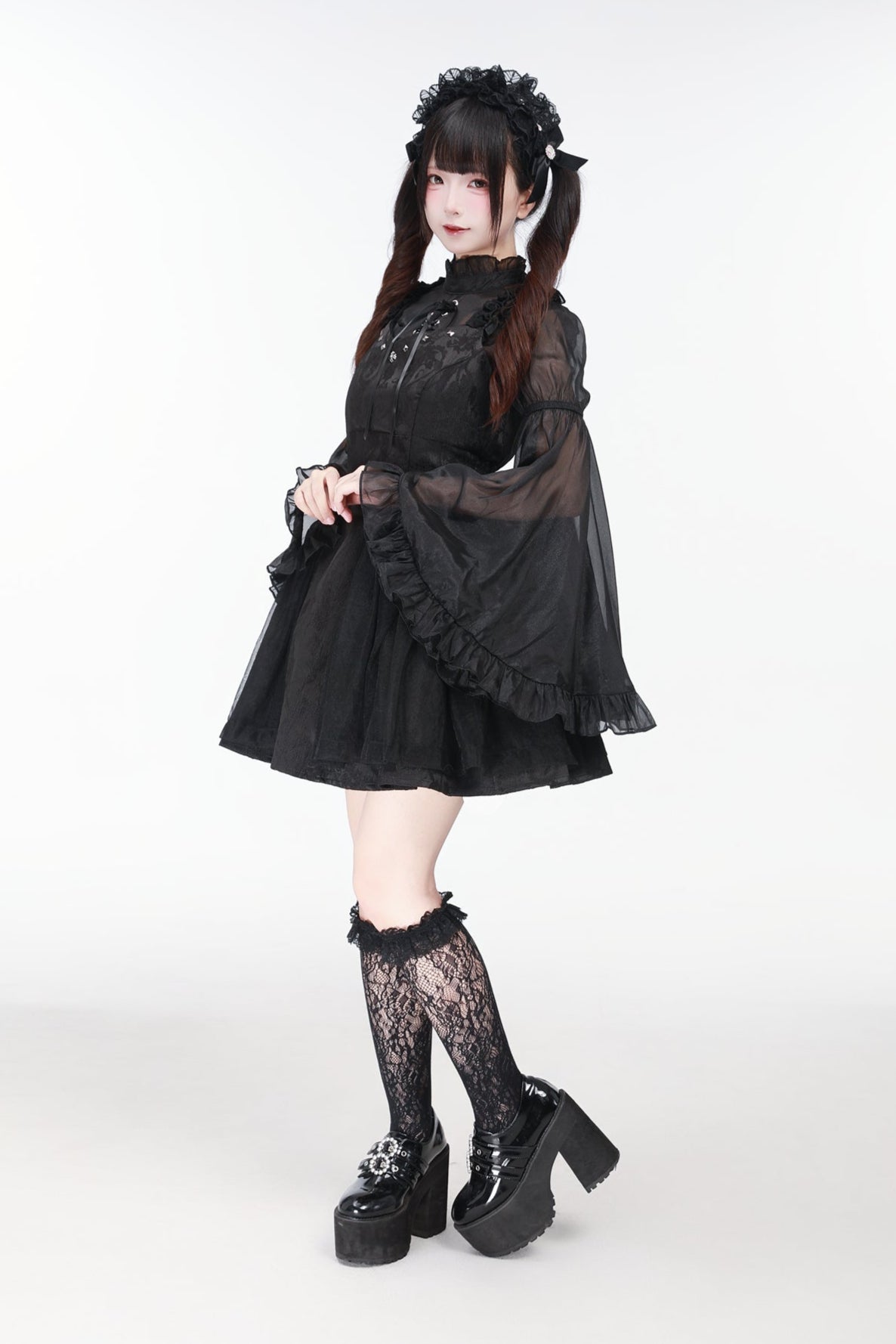 地雷バードサスペンダードレス＋シアースリーブトップス