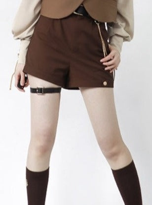 Boyish detective setup