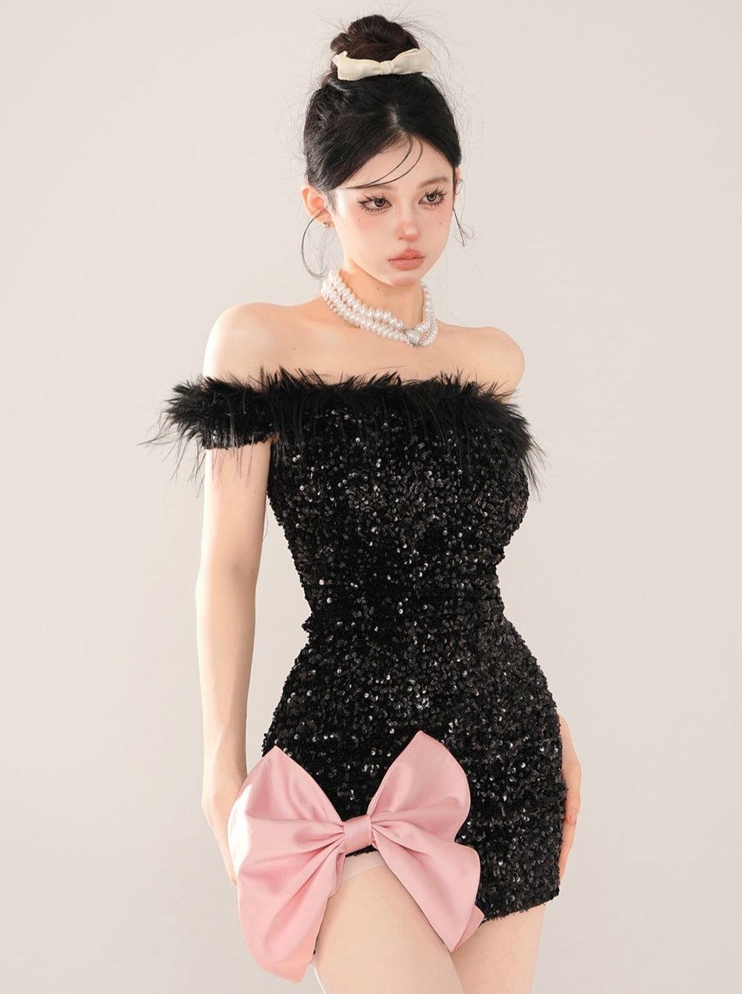 Sequined Lame Fur Off-Shoulder Slit Big Bow Dress [Reservation Item