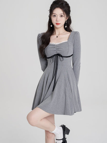 Square collar gray slim ribbon dress