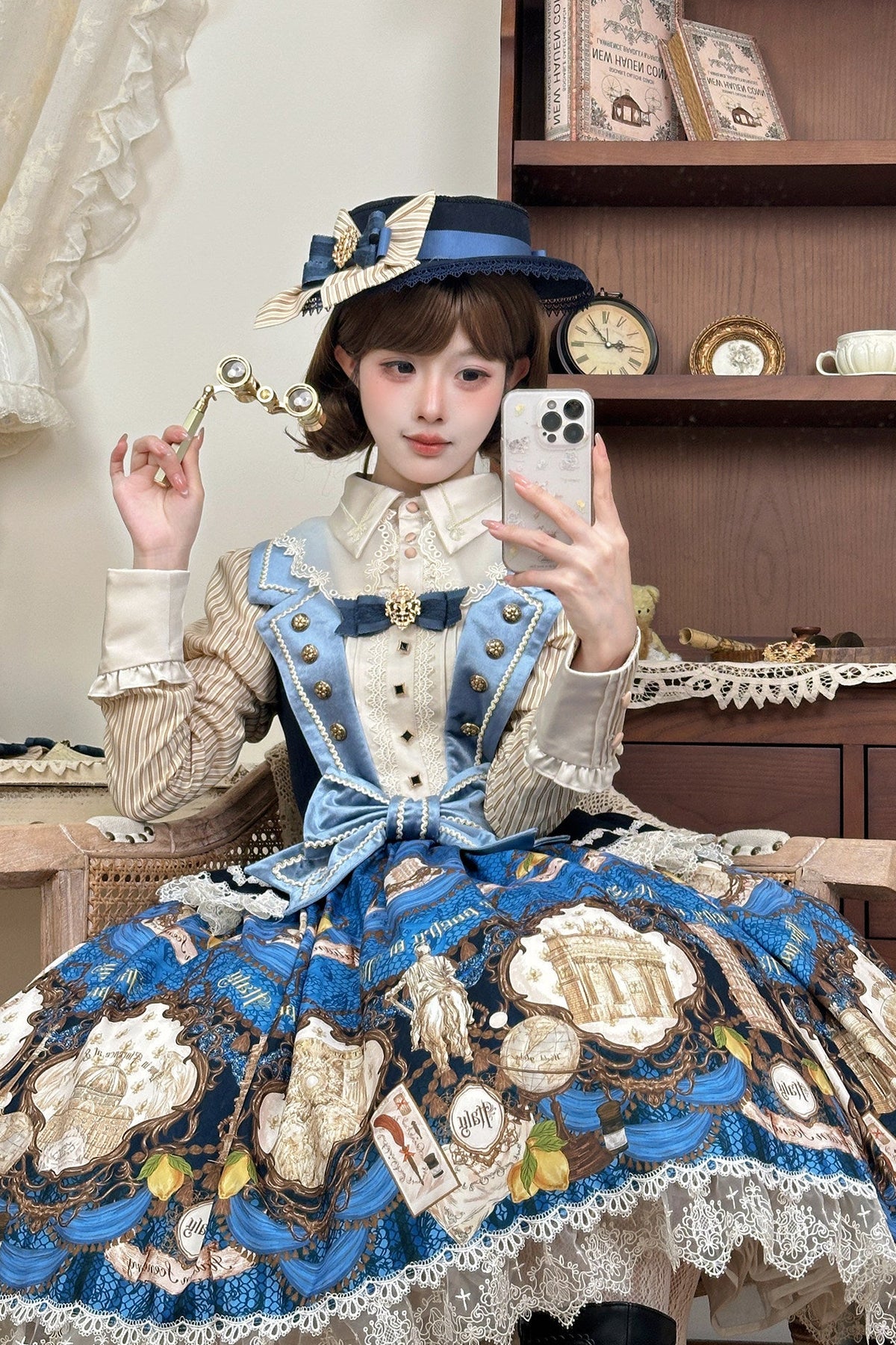 [Reservation Deadline: November 6] Navy Blue/Brown Classic Italian Travel Diary Lolita Vintage Print Bow Bustier JSK Dress with Metal Buttons & Lace Detail