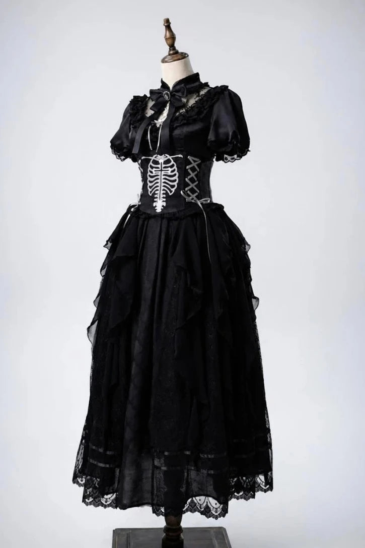 【11月2日予約締切】Born Nocturne Black Gothic Puff Sleeve Lace Layered Long Dress (with Bow Tie) + Embroidered Corset Belt + Detachable Oversized Bell Sleeves