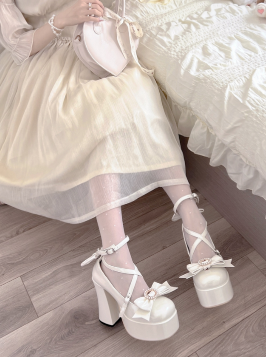 Chaussures de princesse Lolita à talons hauts et à lanières élégantes