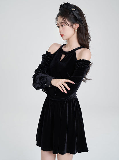 Robe en velours noir haut de gamme à col licou et épaules décolletées