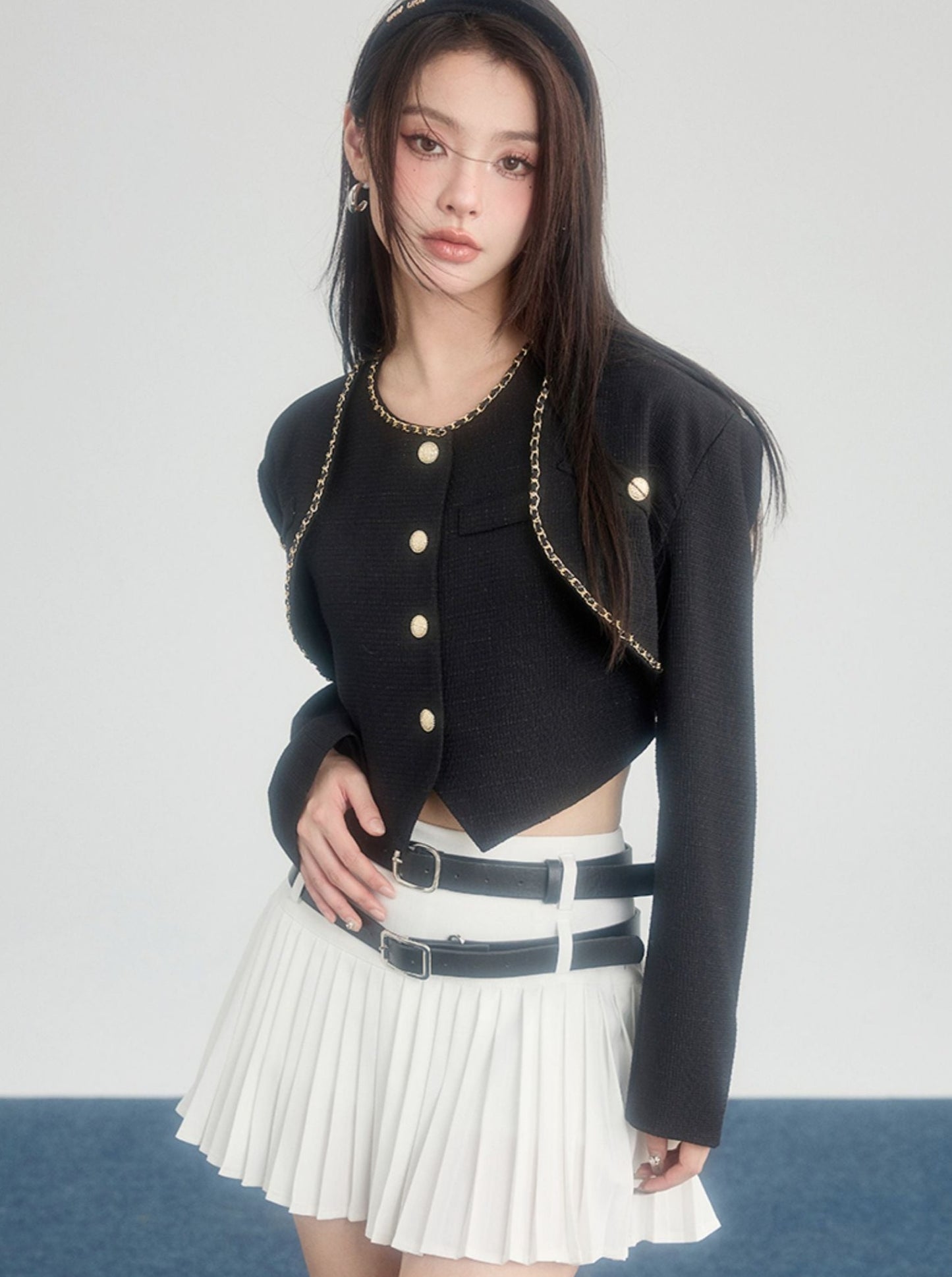 Pleated Short Skirt with Double Belt Design
