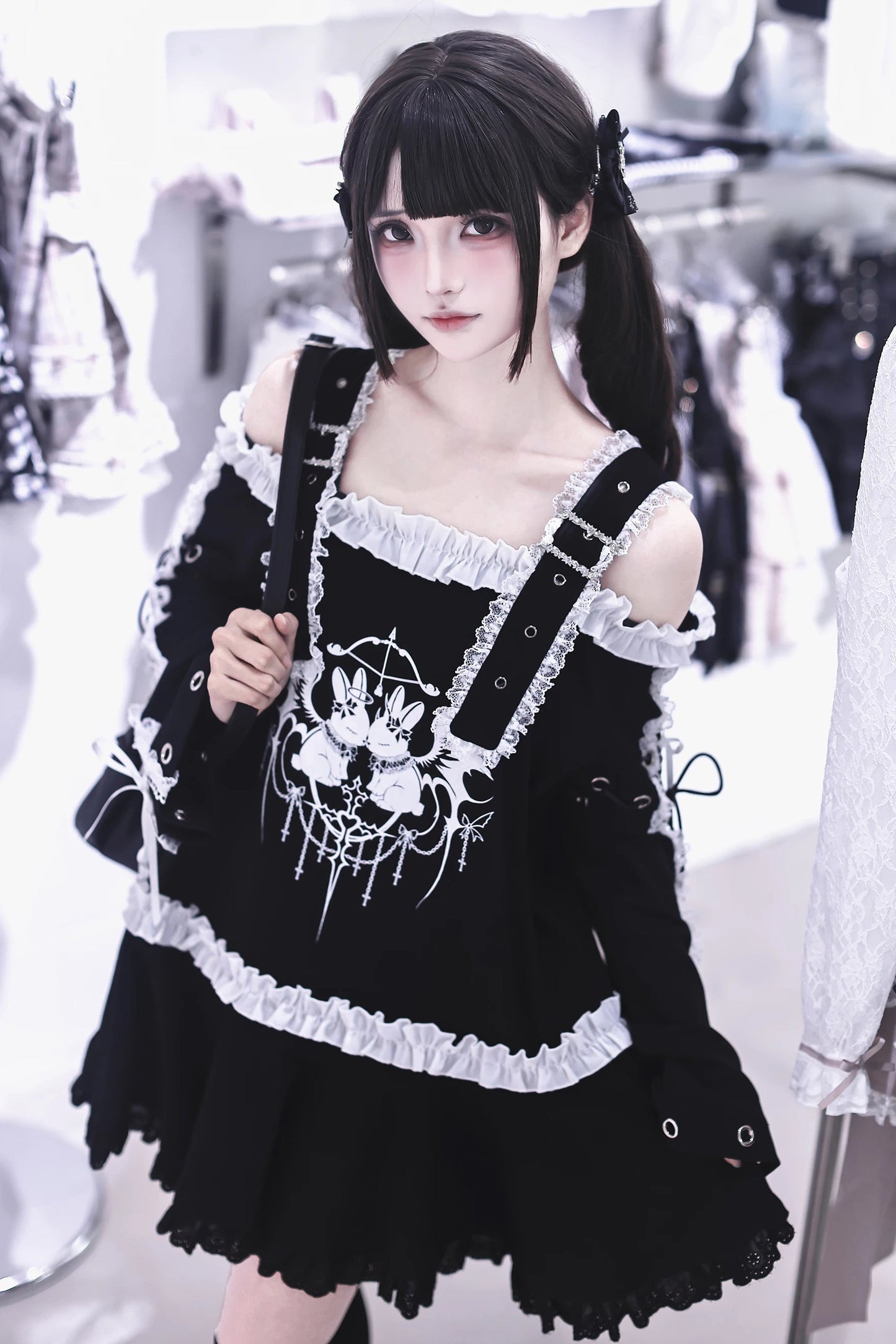 【9月15日予約締切】Dark Punk Gothic Rabbit Print Off Shoulder Long Sleeve Frill Lace Dress