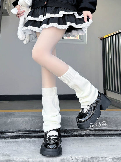 フレアルーズソックス