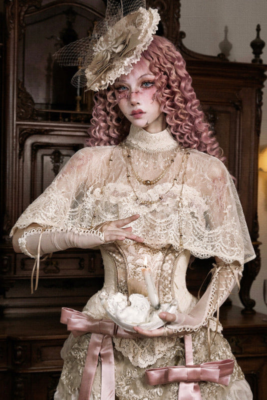 シアーハイネックレーストップス＋エレガントネックレス