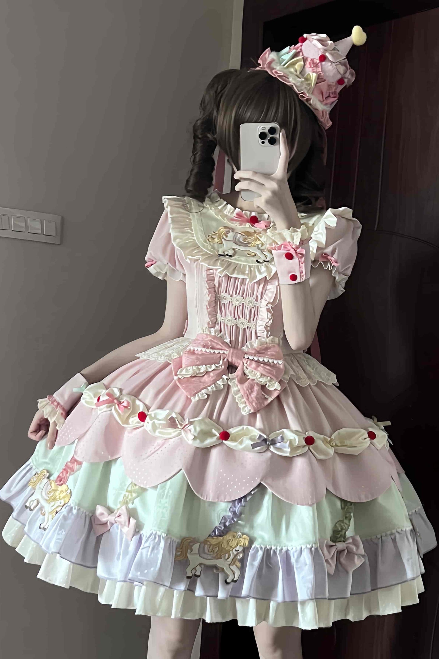 【8月20日予約締切】ピンク×パステルスイートロリータエンブロイダリーフリルリボンティアードドレス