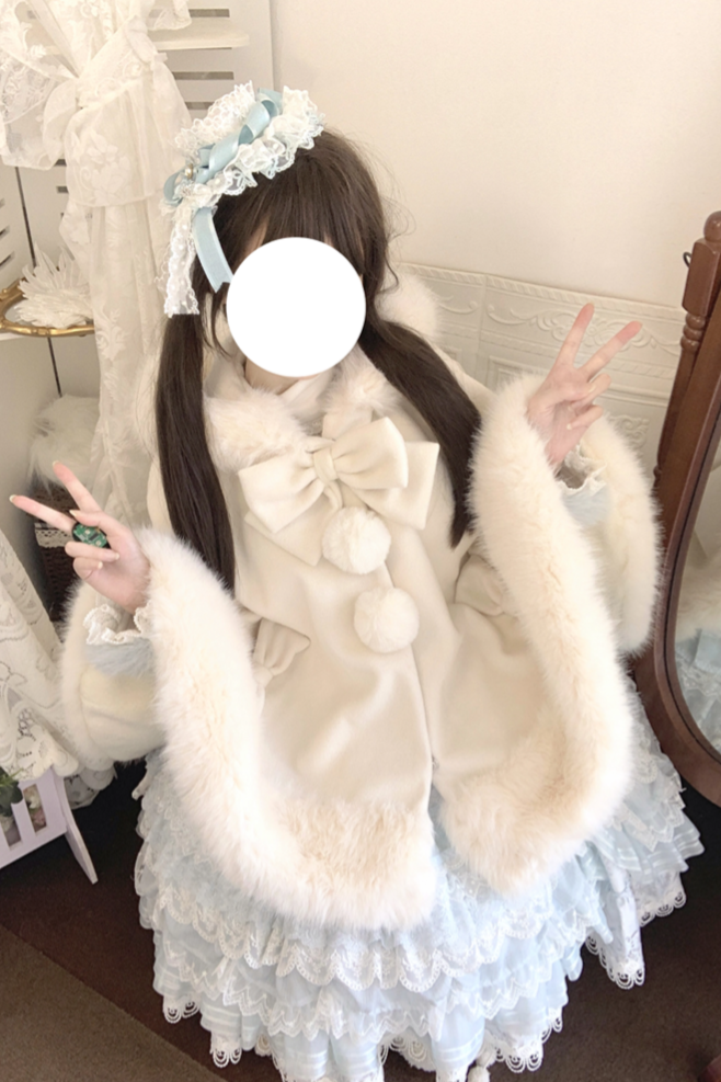 【12月18日予約締切】猫耳ファーフーディーケープコート