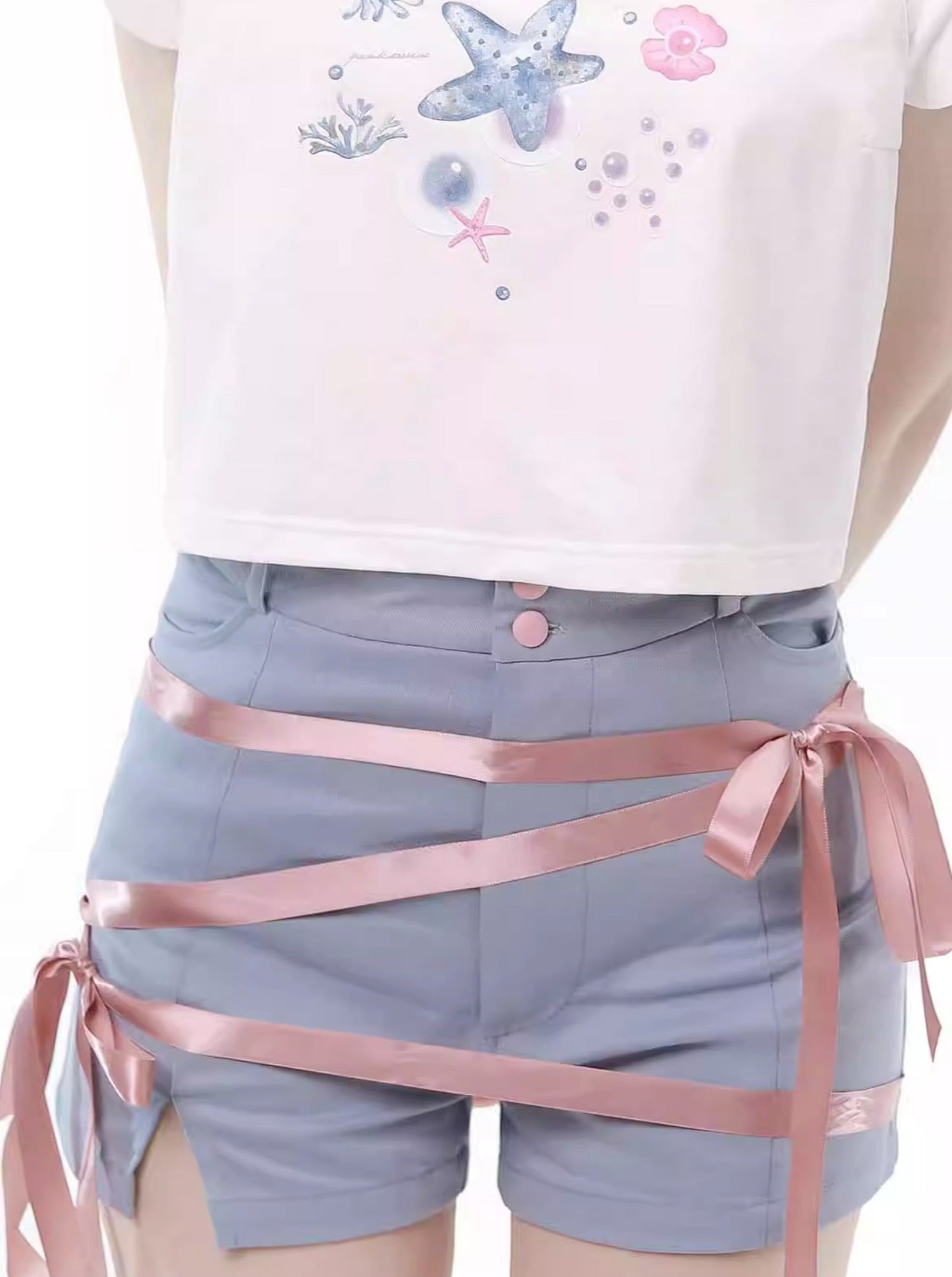 Shell sleeve top + lace-up overalls + ribbon pants