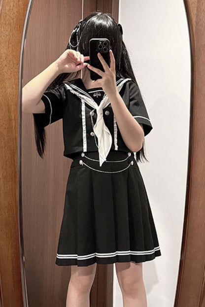 Sailor collar top + pleated skirt