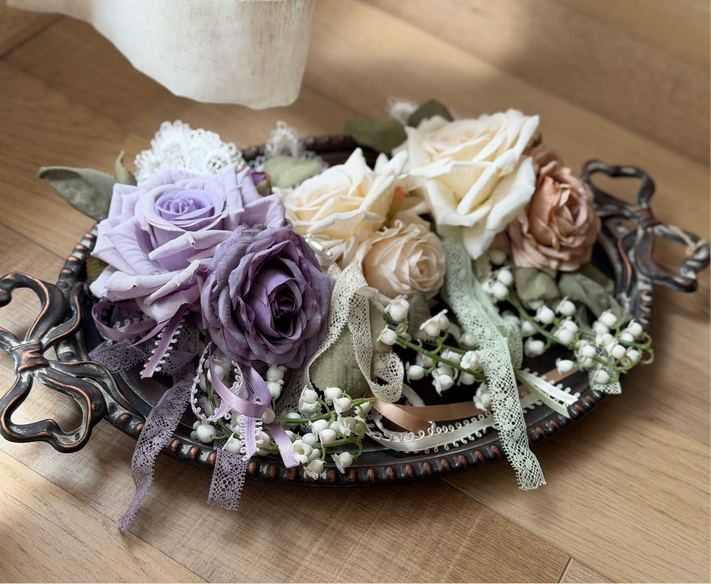 [Pre-order Deadline: July 31] Romantic Sweet Lolita Series Accessories (Flower-Embroidered Waist Ribbon, Corsage with Parfum Emblem, Hair Clip) [Exclusive Sale for Dress Purchasers]