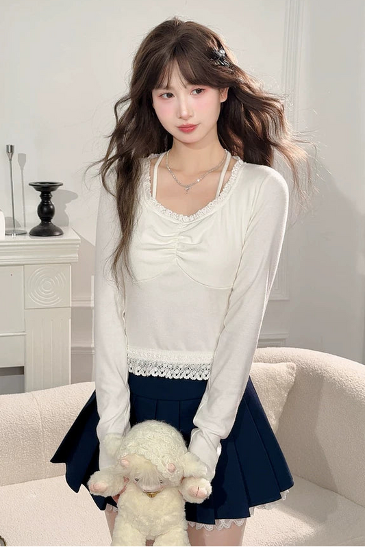 スウィートハルターネックトップス