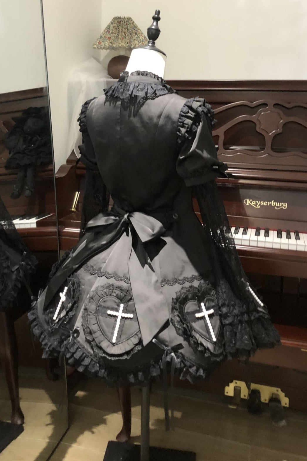 【12月6日予約締切】Night Crossダークエレガントゴシックロリータジュエルリボンケープ＋ショートドレス