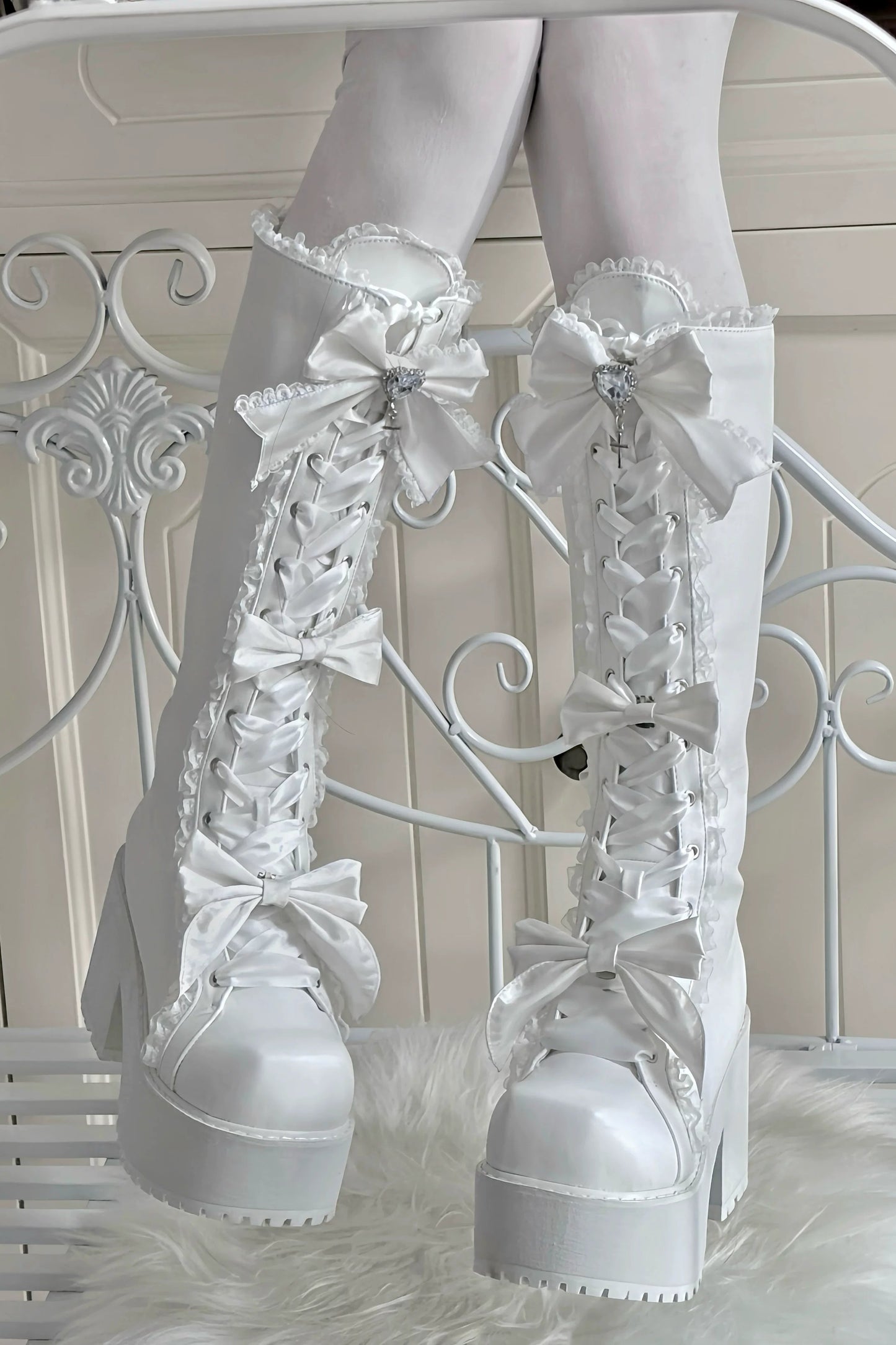 ナイトダークレースアップブーツ