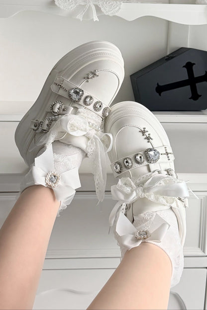 【10月6日予約締切】White/Pink/Black Rhinestone Buckle Lace Cross Charm Ribbon Chunky Sneakers