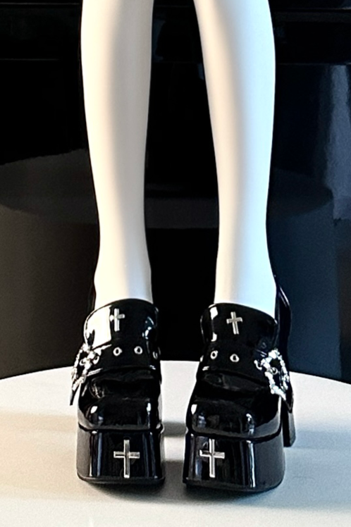 [Reservation deadline on October 5] Gothic Design Super High Heel Platform Shoes