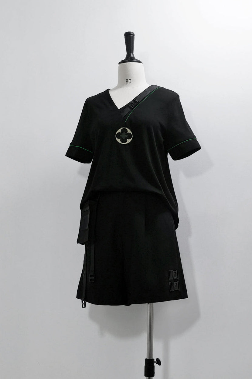 Duc de la comédie de la nuit, un chat aux oreilles pointues 