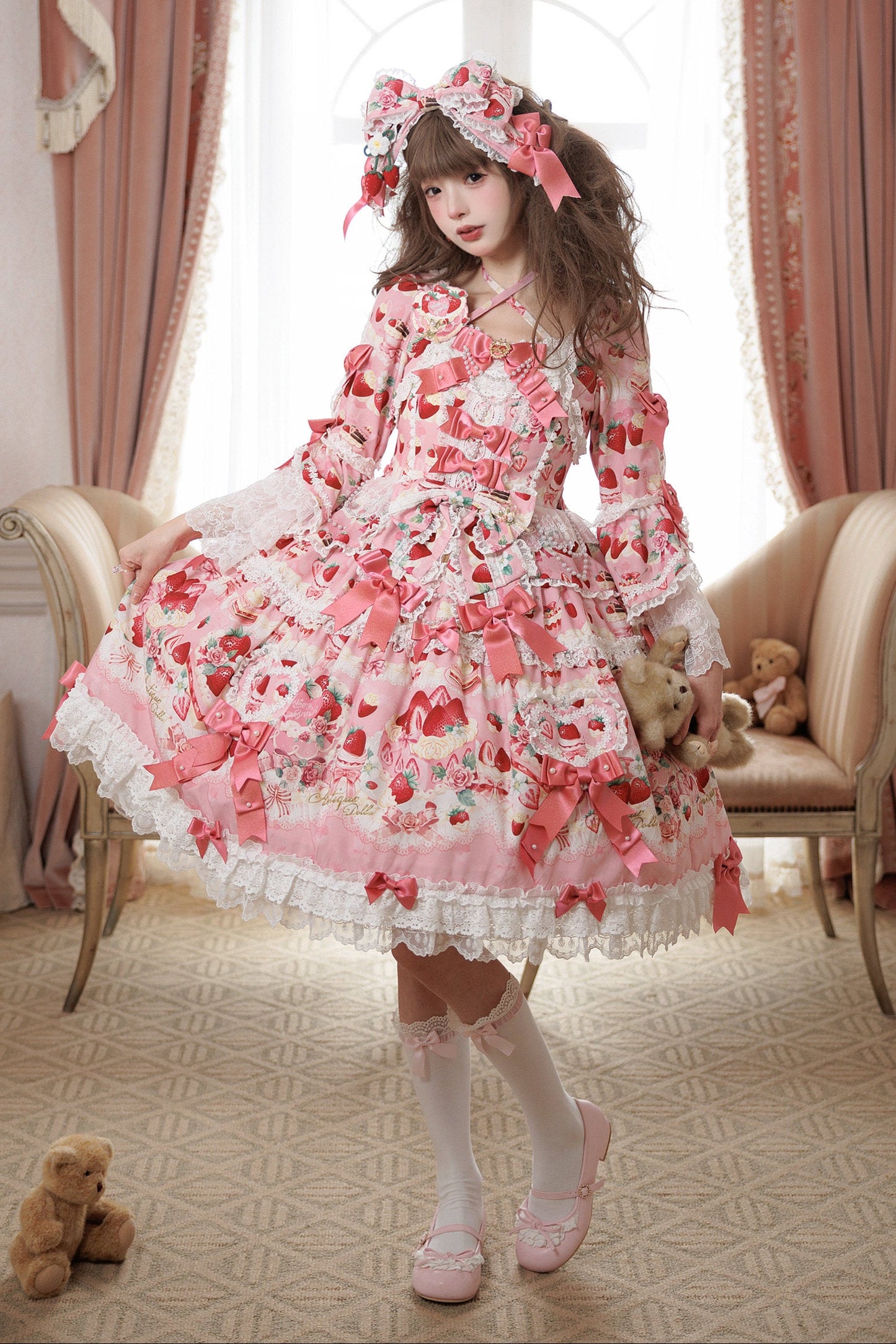 【2月27日予約締切】ストロベリーアンティークドールドレス＋フルセット＋ボンネット＋カチューシャ