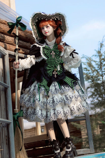 Feb 26th reservation deadline] Star Witch Special Edition Cape Dress Complete [Wind, Sat.