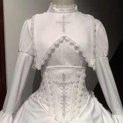 [Termine prenotazione 30 maggio] Abito gothic lolita bianco e nero con maniche svasate + sopragonna a corsetto rialzabile con croci + set completo