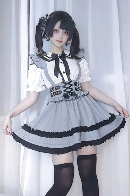 Schulterfreies Spitzenoberteil + Trägerrock