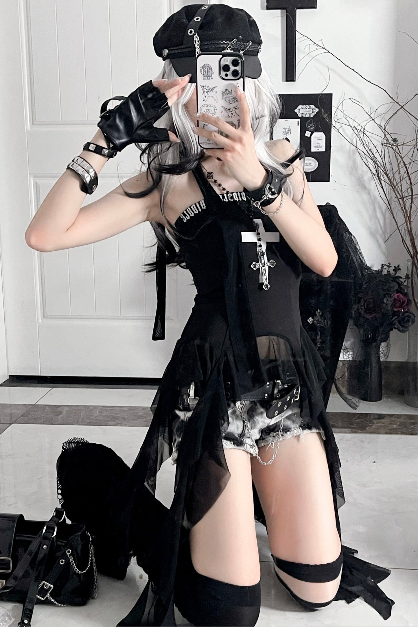 バニーアサシンクロスペンダントバンドゥベストトップス