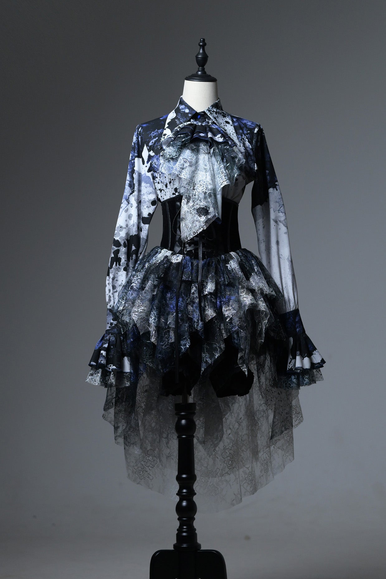 【予約商品】Bloodstainedチュールトレーンコルセットスカート