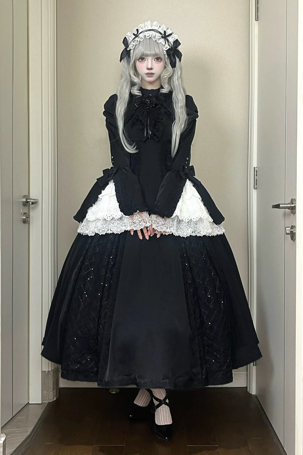 [Pre-order Deadline: November 6] Black and White Gothic Widow Lace Princess Sleeve Faux Two-Piece Long Dress