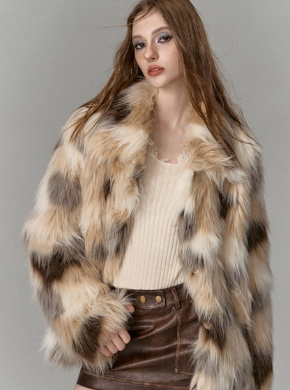 Voluminous Mode Design Fur Coat